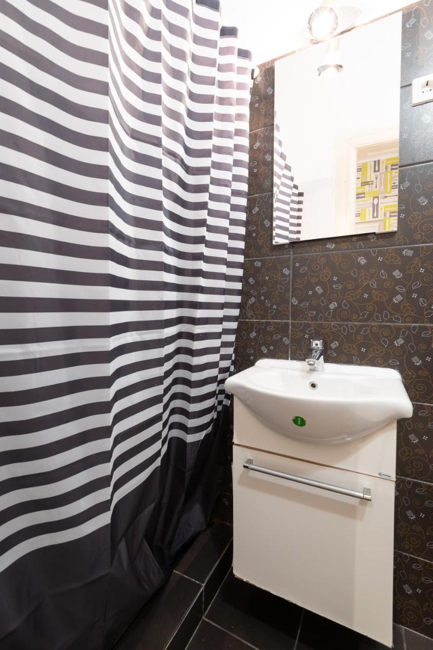 Standard Apartment By Hi5 - West End Center Budapeşte Dış mekan fotoğraf
