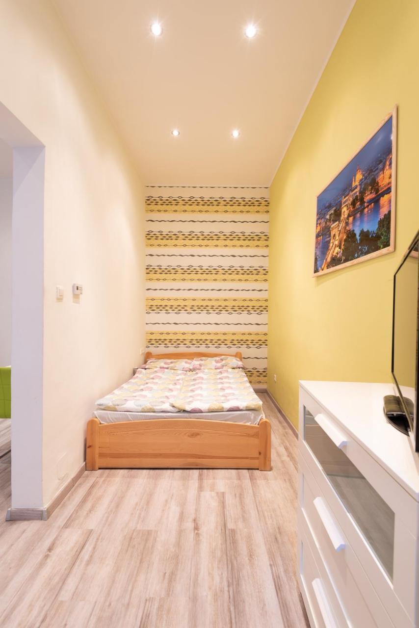 Standard Apartment By Hi5 - West End Center Budapeşte Dış mekan fotoğraf