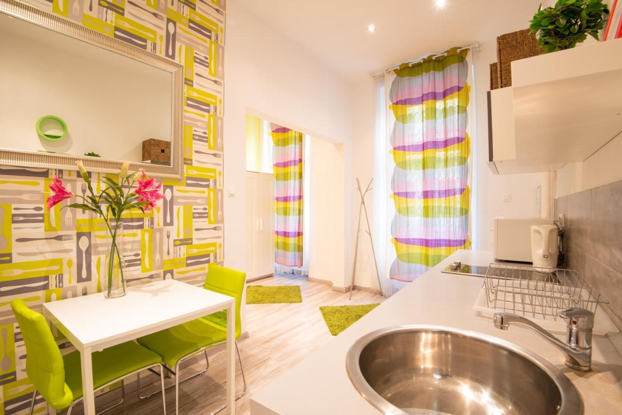 Standard Apartment By Hi5 - West End Center Budapeşte Dış mekan fotoğraf
