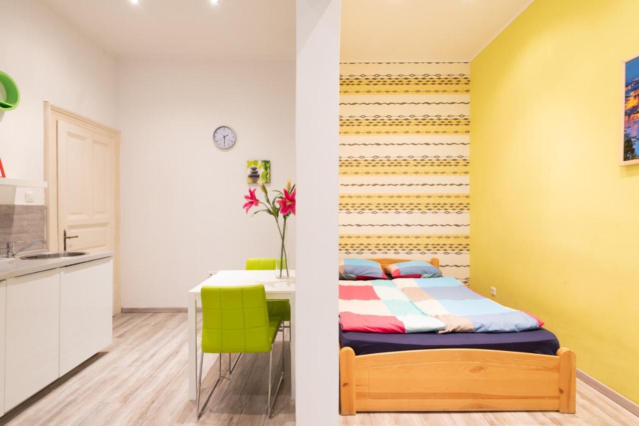 Standard Apartment By Hi5 - West End Center Budapeşte Dış mekan fotoğraf